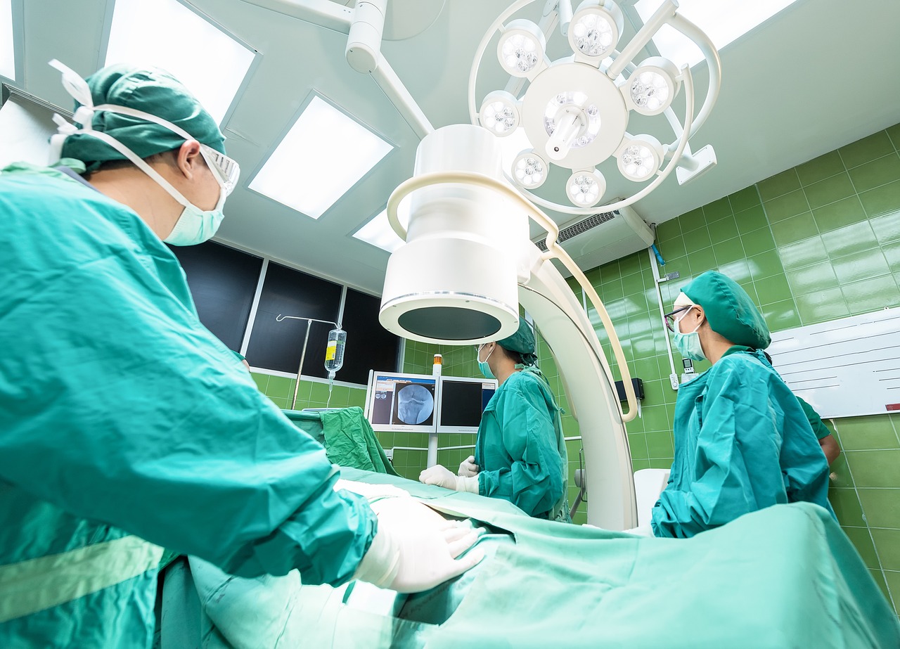 operation operating room surgery 1807543
